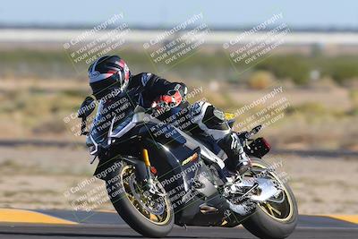 media/Nov-06-2023-Moto Forza (Mon) [[ce023d0744]]/3-Intermediate Group/Session 5 (Turn 4)/